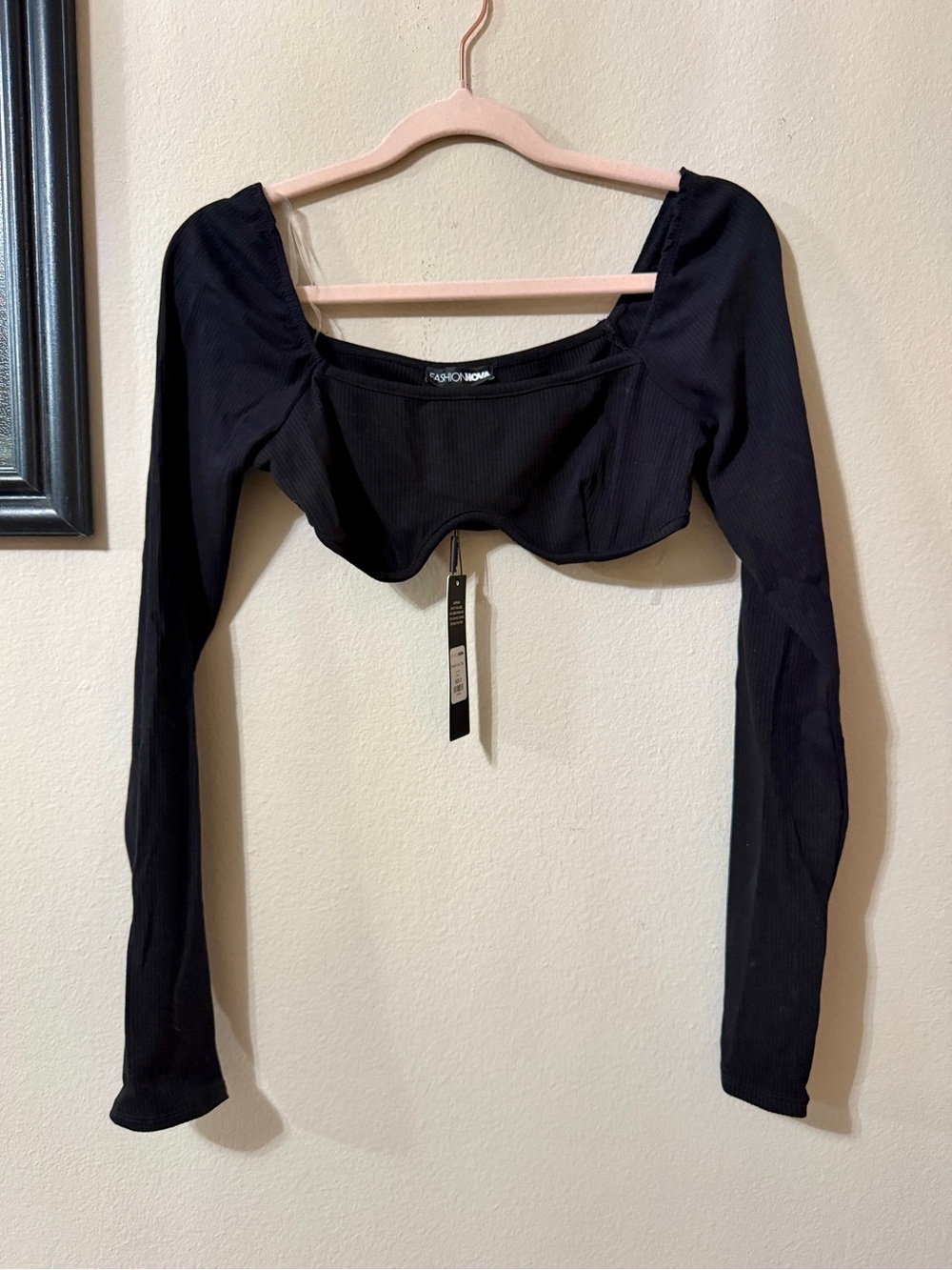 NWT Fashion Nova Brielle Black Long-Sleeve Crop Top